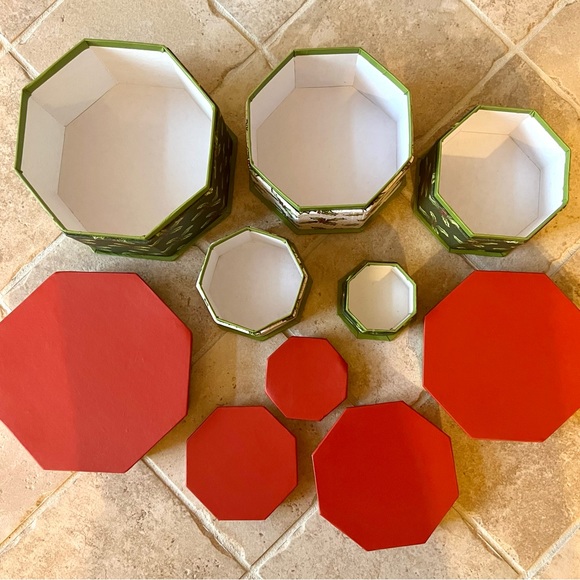 Nesting Christmas Holiday Boxes - Picture 5 of 7